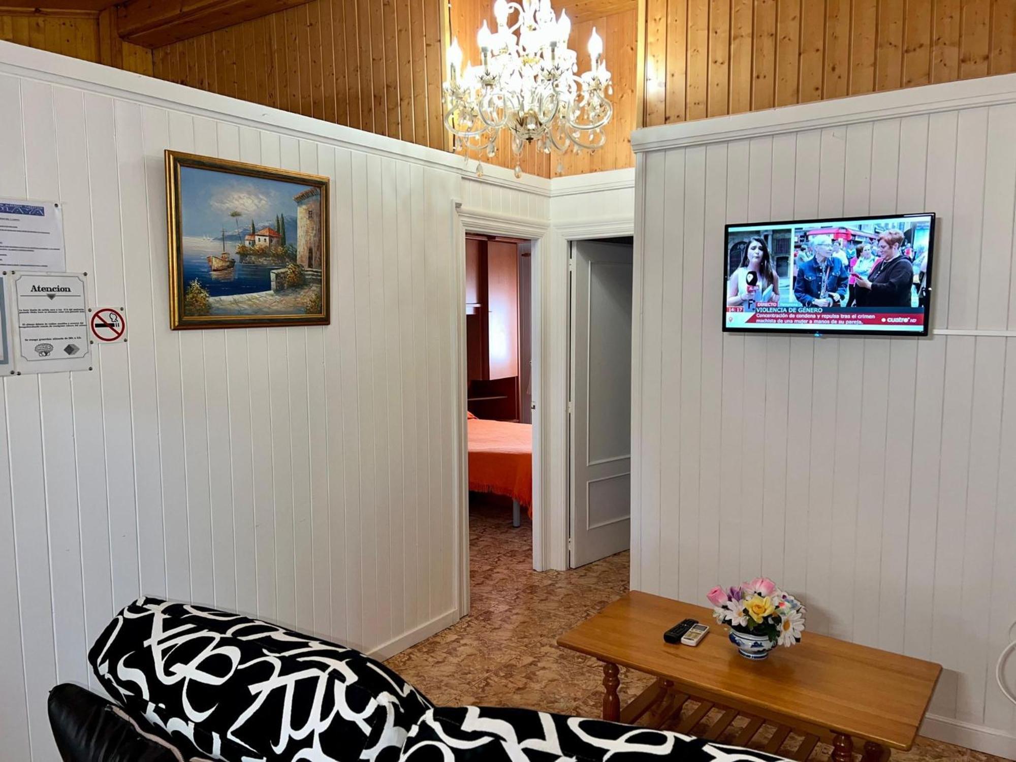 Bungalows & Albergue La Playa Логроньо Екстериор снимка
