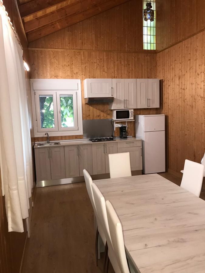 Bungalows & Albergue La Playa Логроньо Екстериор снимка