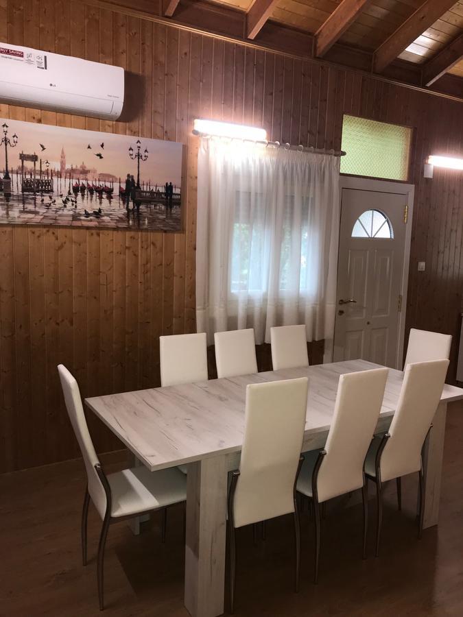 Bungalows & Albergue La Playa Логроньо Екстериор снимка